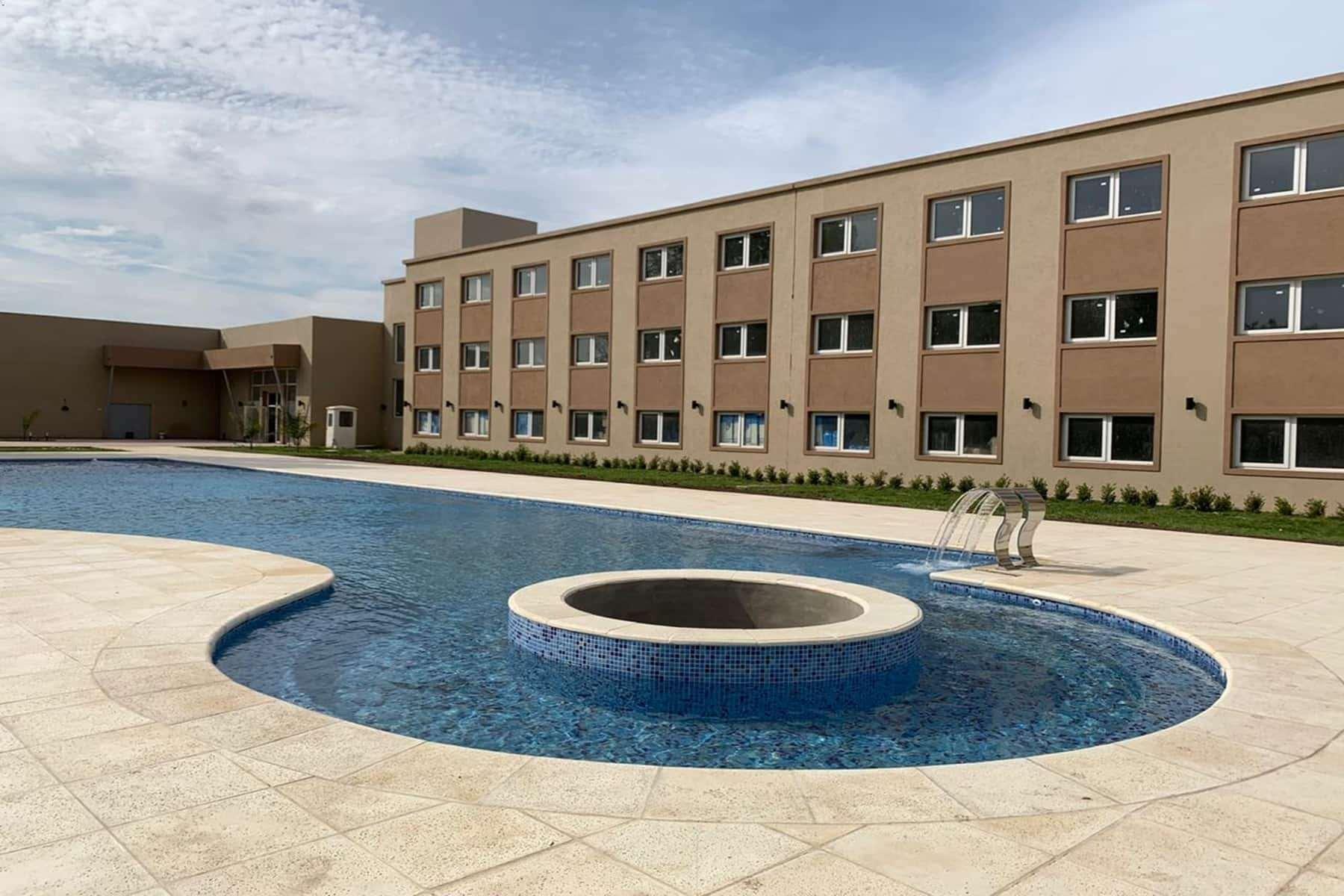 Days Inn by Wyndham Zarate 29/32