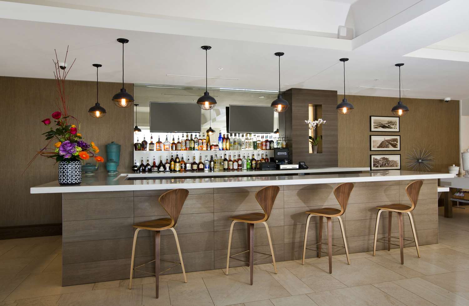 restaurant cafeteria