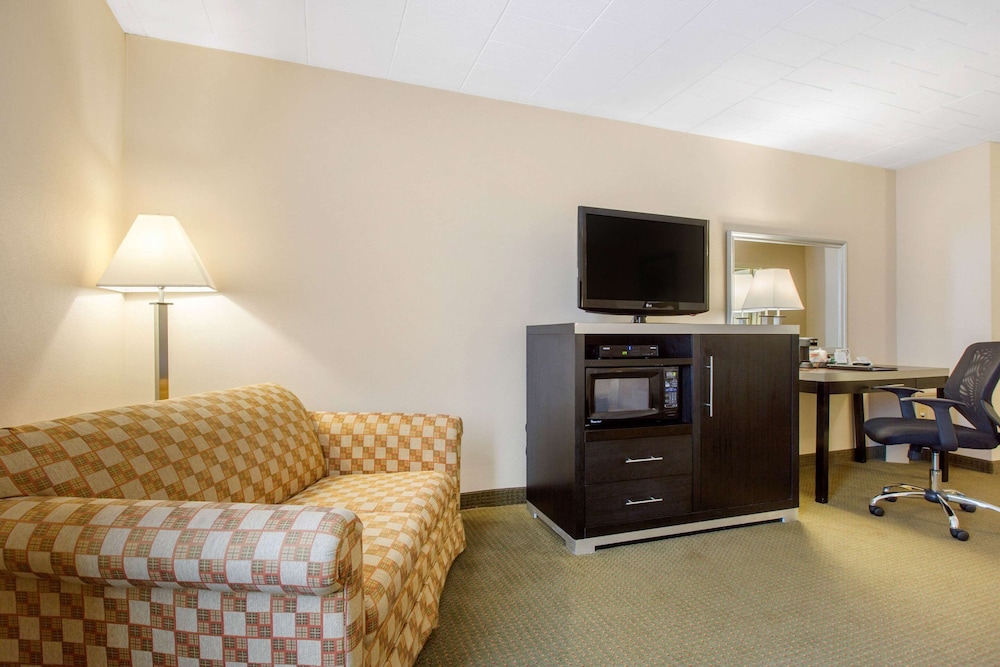 Quality Inn Ledgewood - Dover 18/42