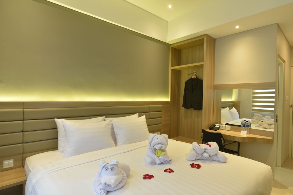Grass Inn Hotel by Ergon Collections 9/19