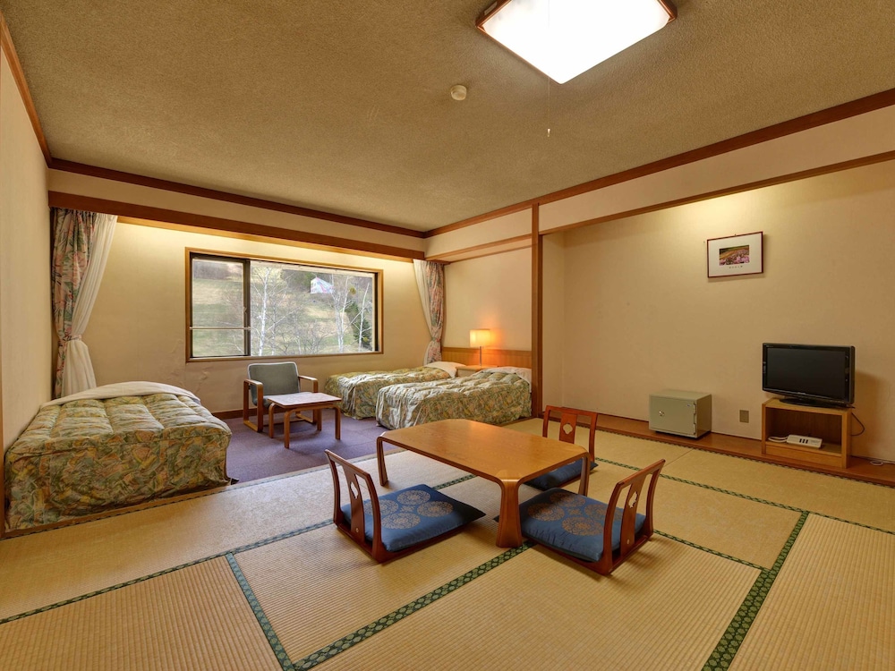Oze Iwakura Resort Hotel 24/32