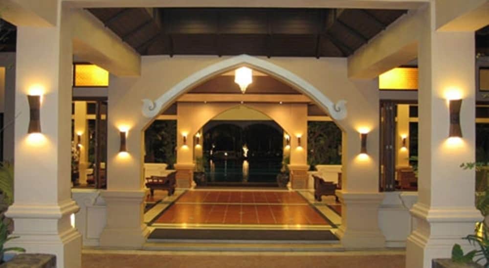 Avalon Beach Resort 13/74