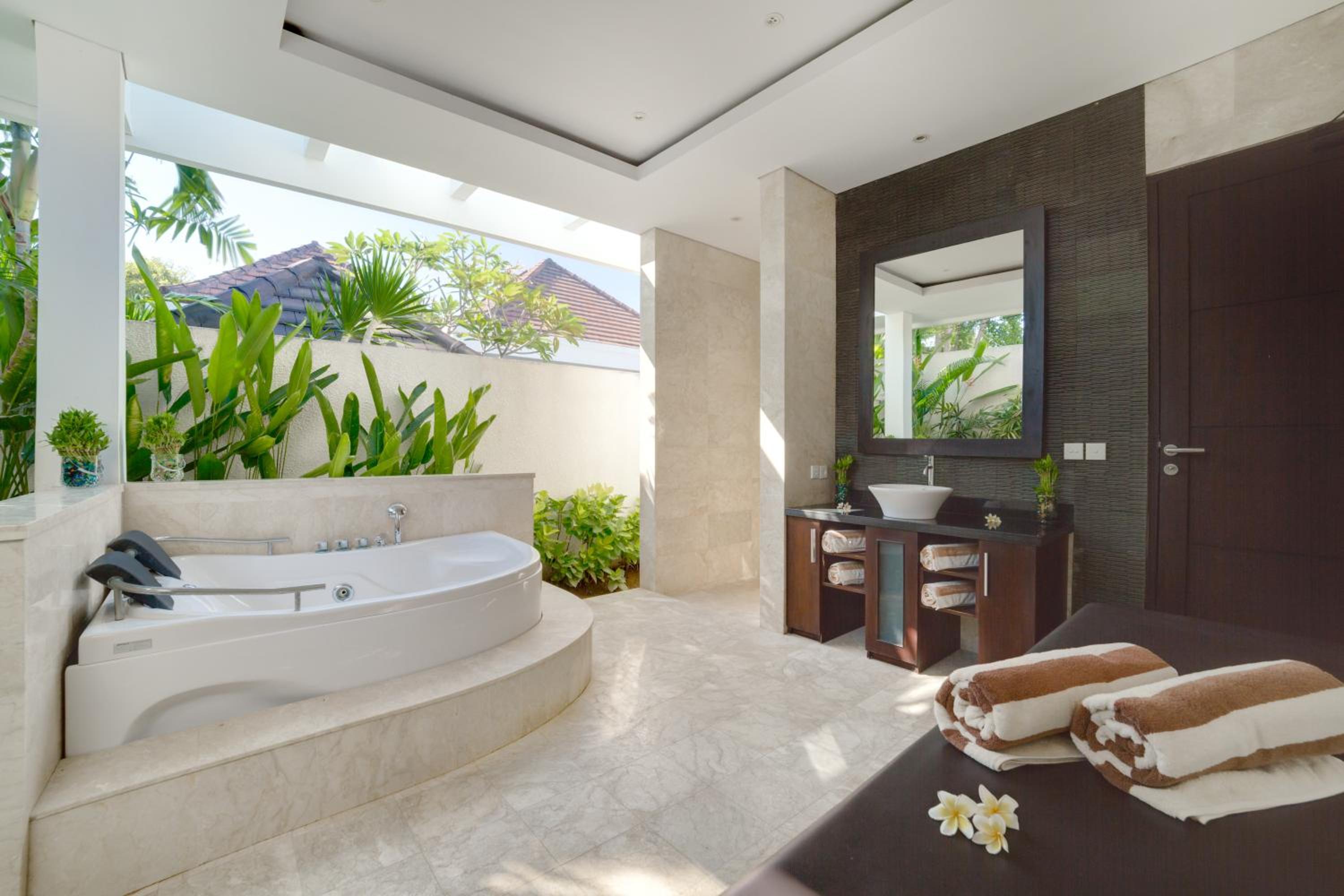 Sadara Resort