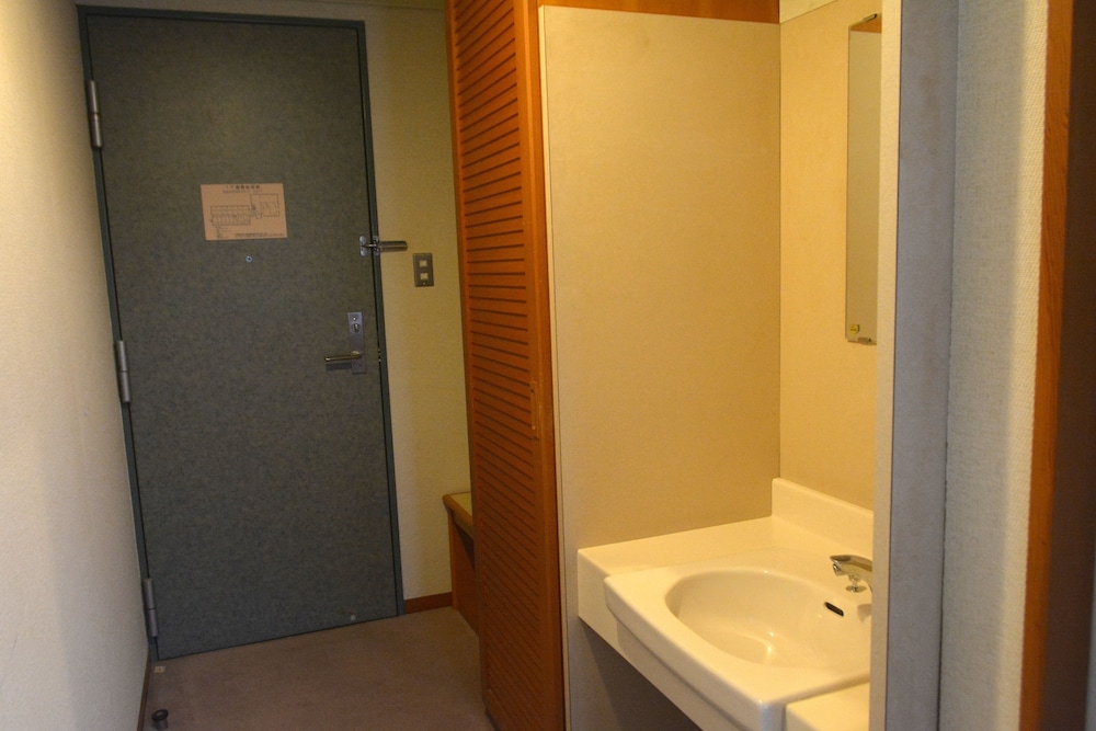 Inuyama International Youth Hostel 32/34