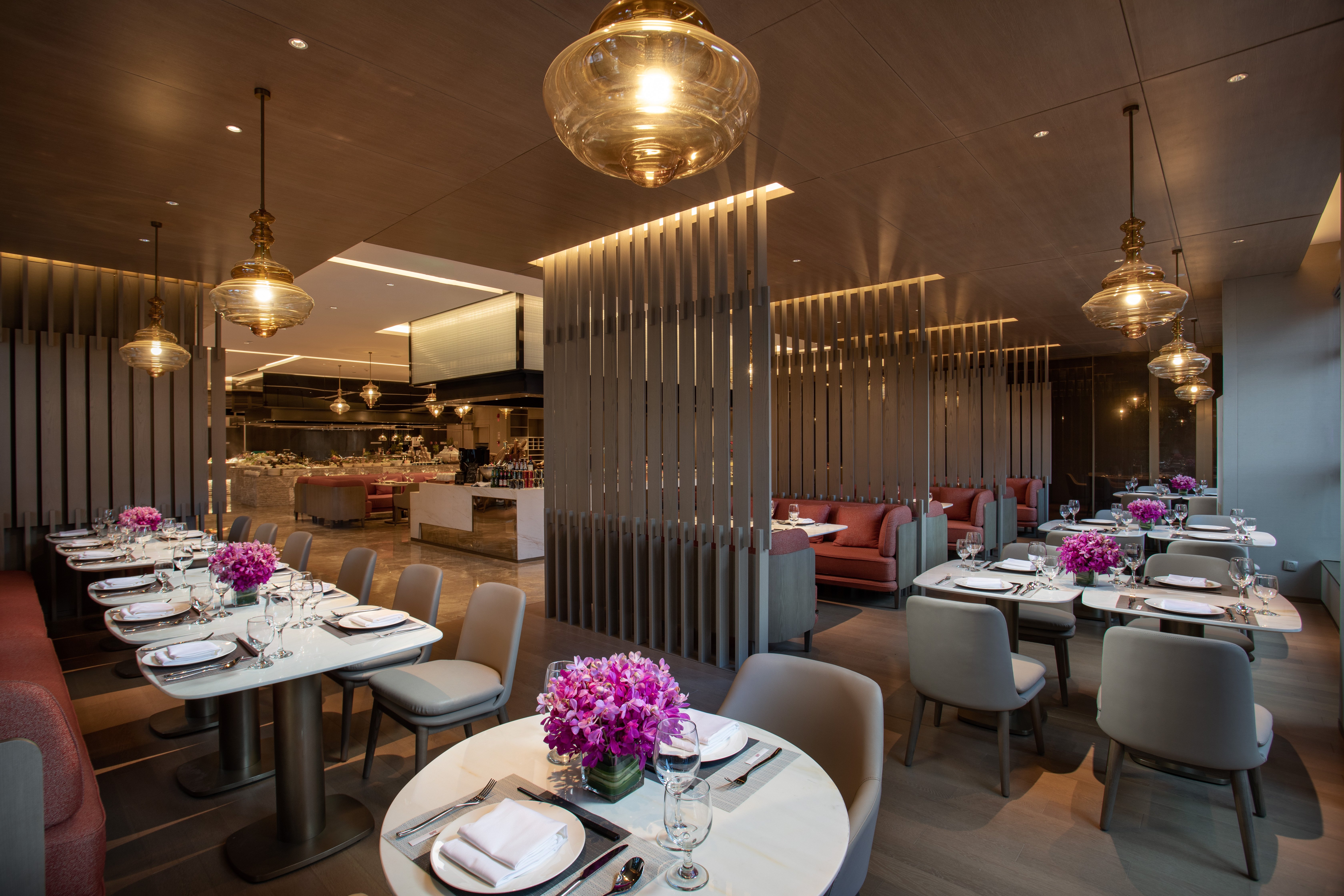 Crowne Plaza Fuzhou South 40/65