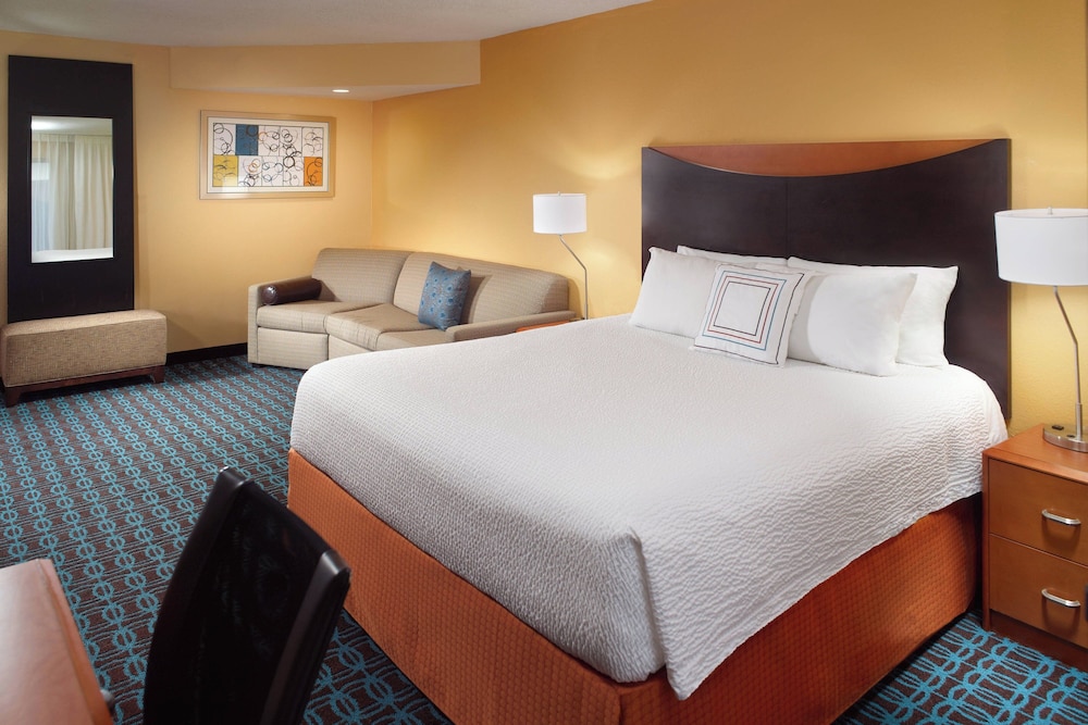 Room, King Bed, Sofa