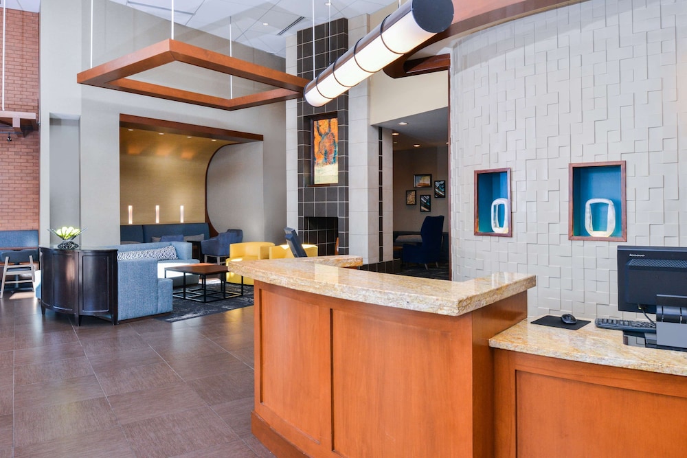 Hyatt Place Chesapeake/Greenbrier 7/63