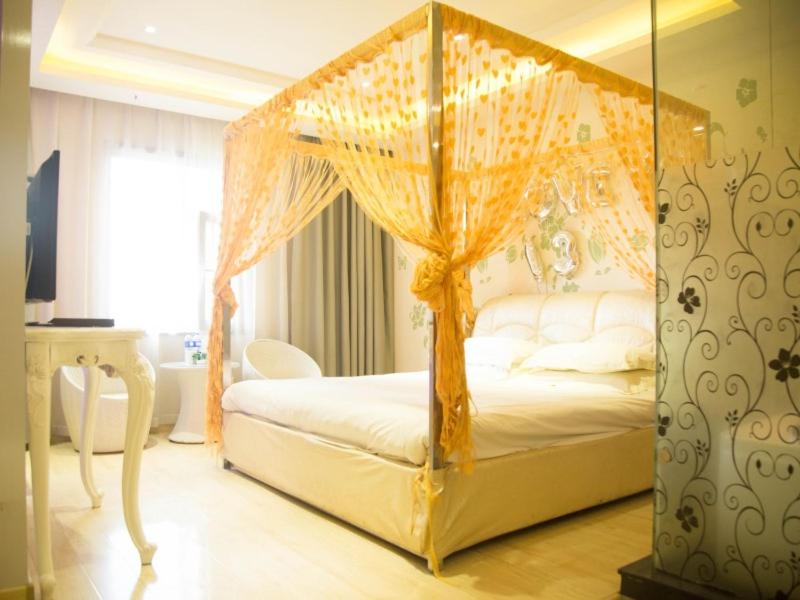 GreenTree Inn Shanxi Luliang Fengshan Road Central Park Express Hotel 14/48
