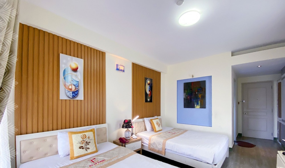 Ideal Hotel 11/31