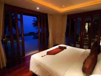 4 Bedrooms, Grand, Pool, Single Bed, Beach Front