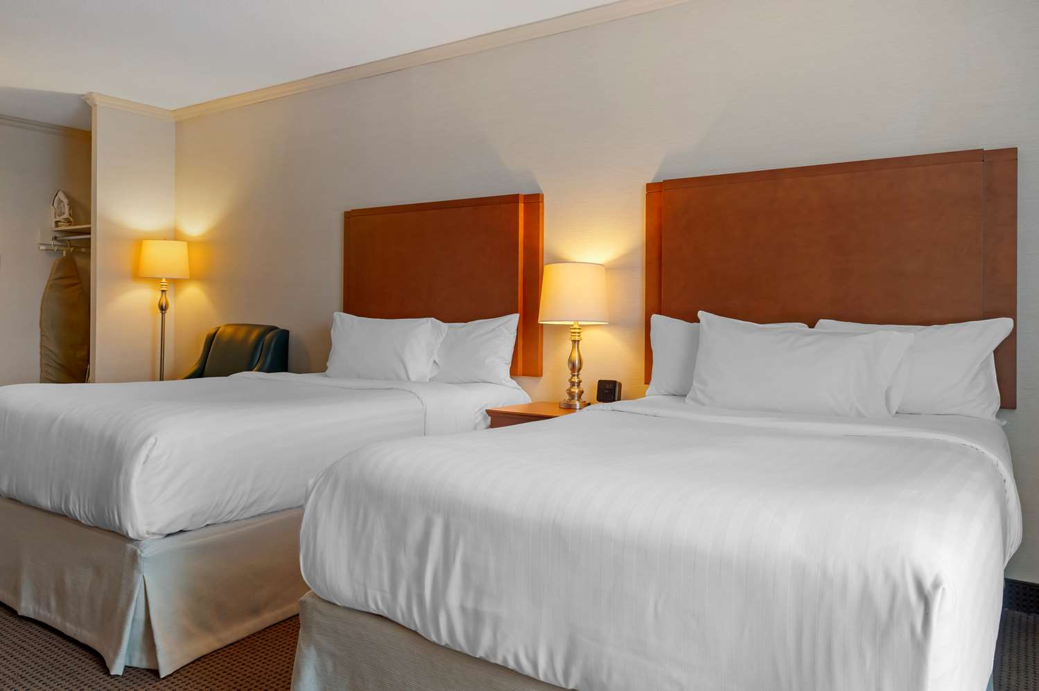 Best Western Plus Gatineau-Ottawa 4/21