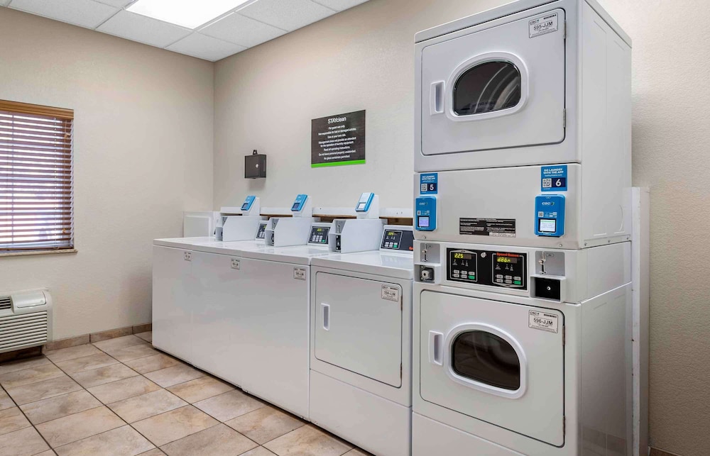 Candlewood Suites Houston Kingwood 9/59