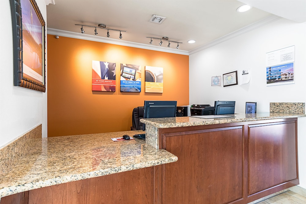 Studio 6 Mojave, CA - Airport 6/47