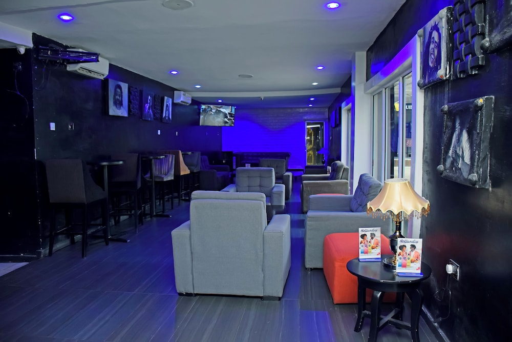 Sandralia Hotel 33/44