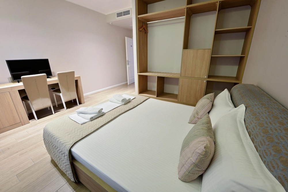 Alis Hotel 20/54