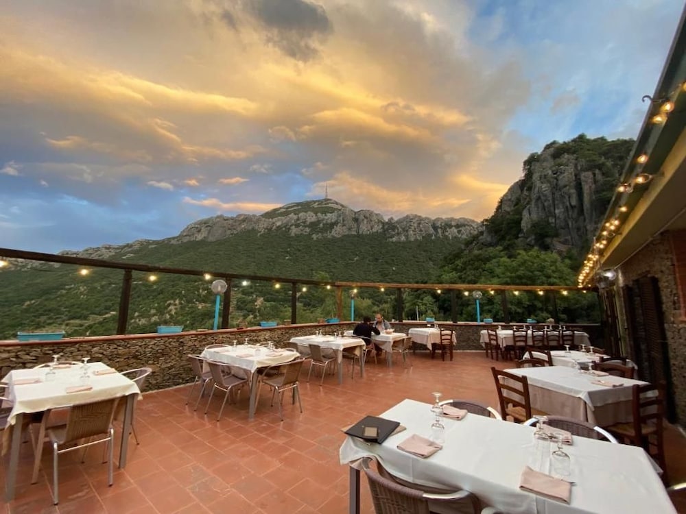 Hotel Sant'elene 23/50