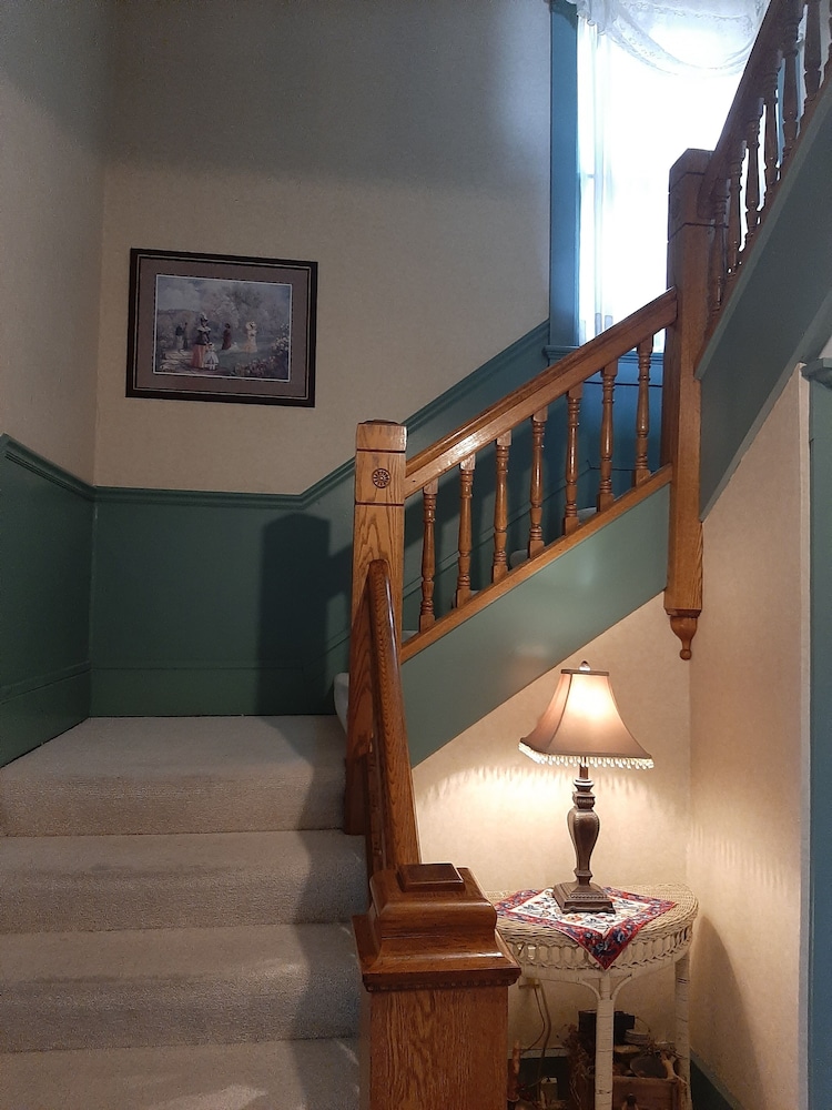Barclay Bed and Breakfast 24/28