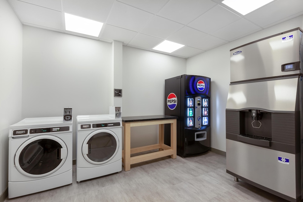 Best Western Plus Kawartha Lakes Hotel & Suites 28/52
