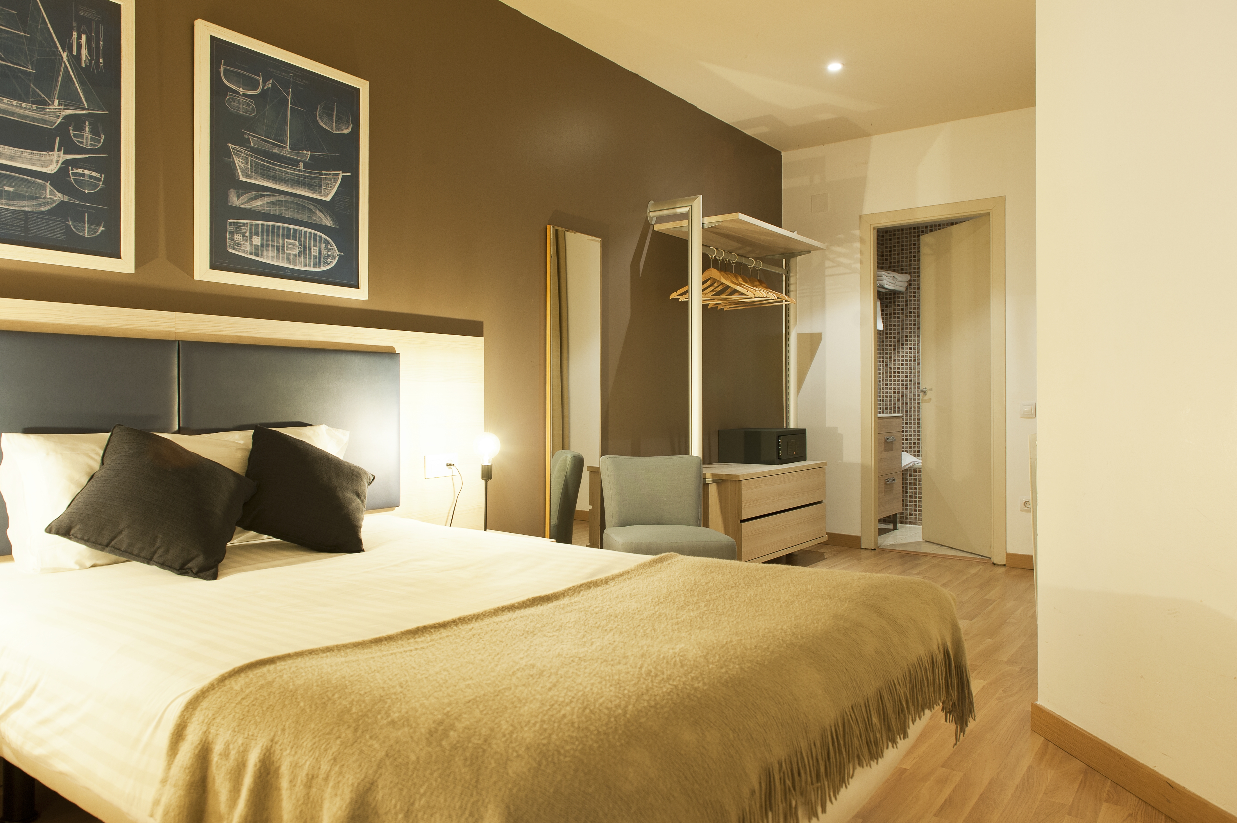 Mh Apartments Ramblas 5/31
