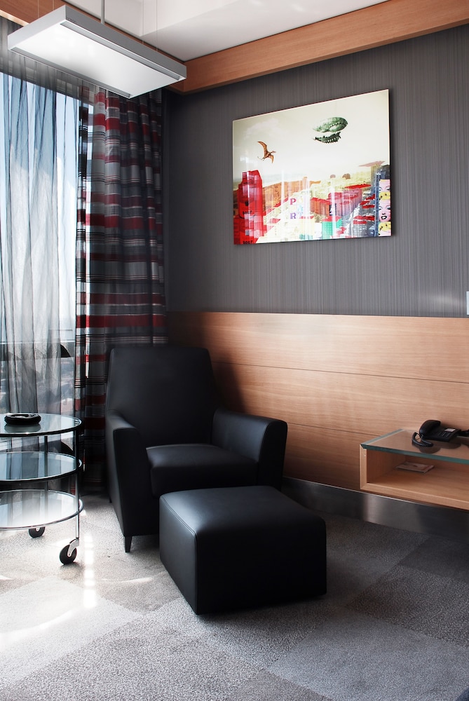 Point Hotel Barbaros 40/62