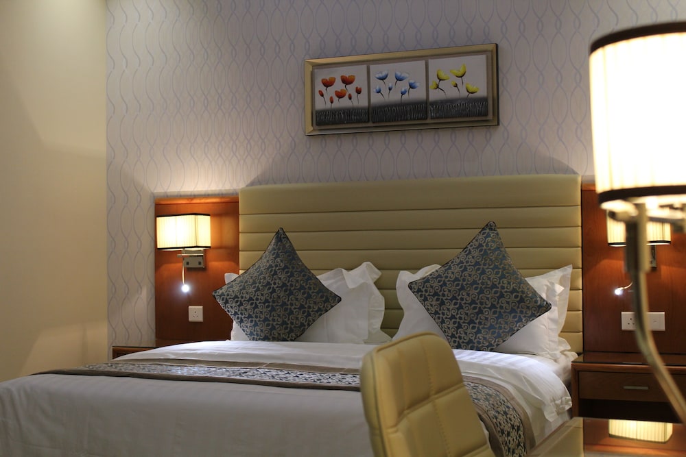 Pestana Hotel and Suites 2 26/52