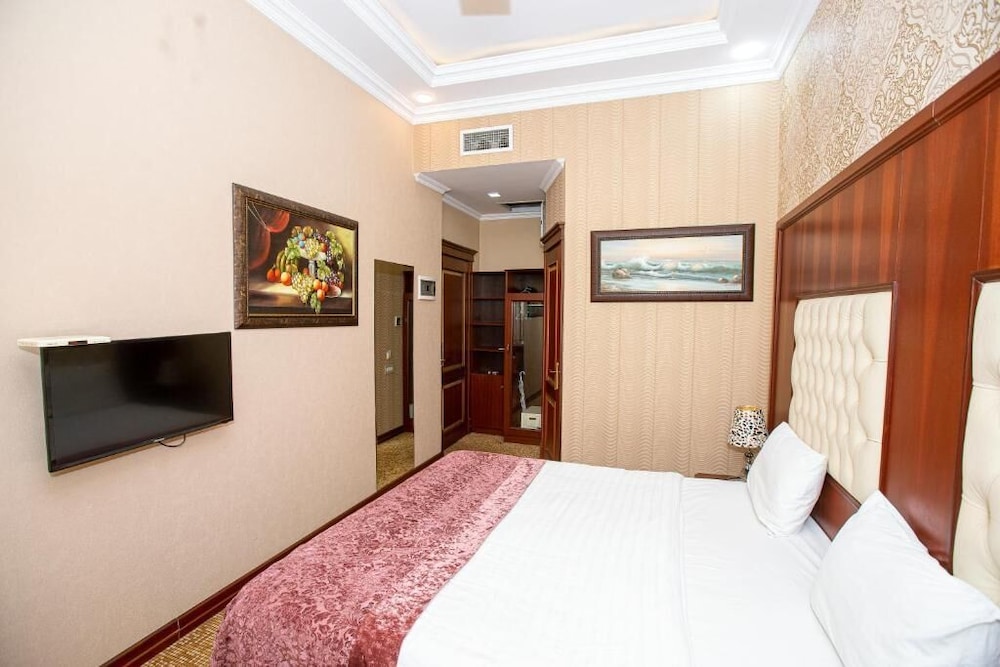 Clover Hotel Baku 22/50