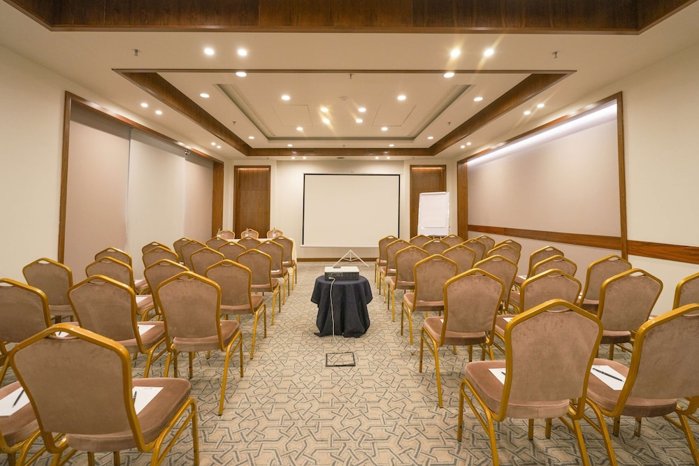 Radisson Blu Hotel Yerevan 40/50