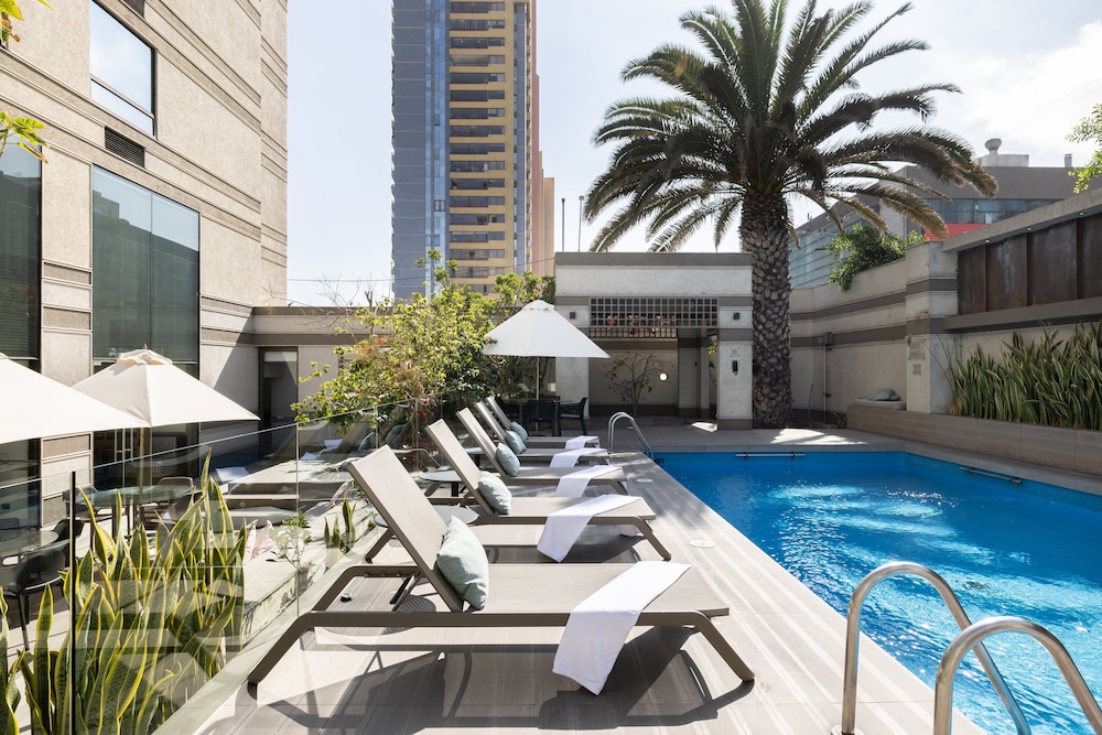 swimming pool spa
