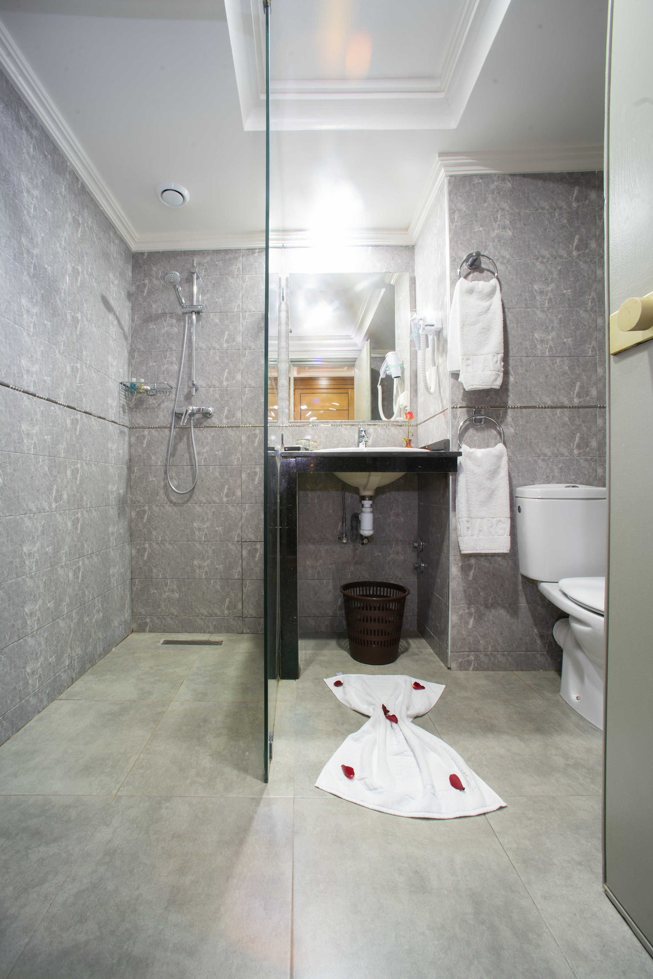 جناح جونيور بسرير كوين وسريرين منفصلين، Argana Hotel 10/10