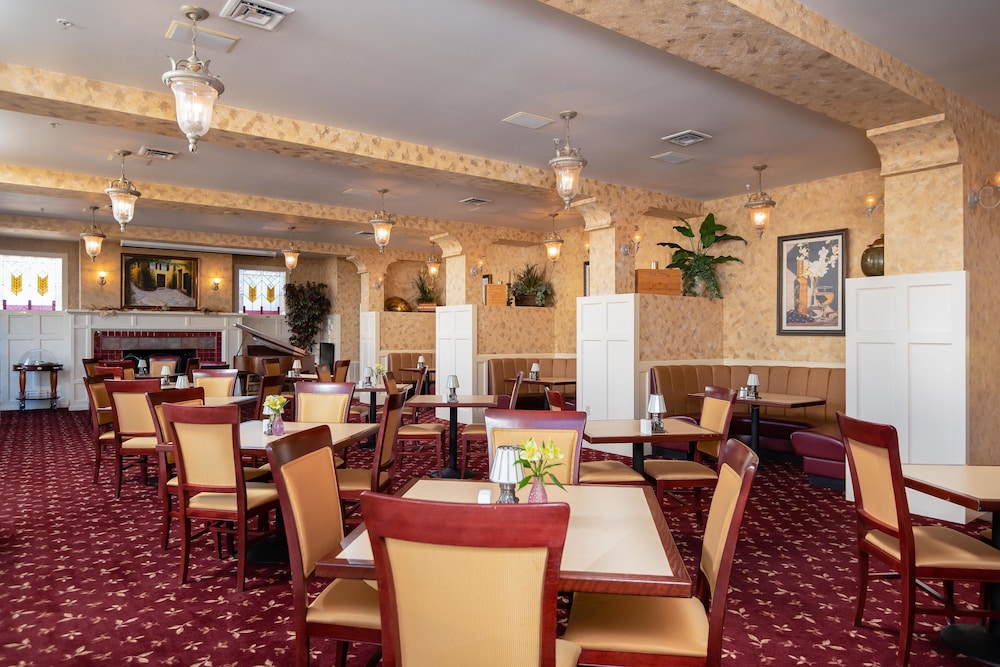 Historic Hotel Condon 40/50