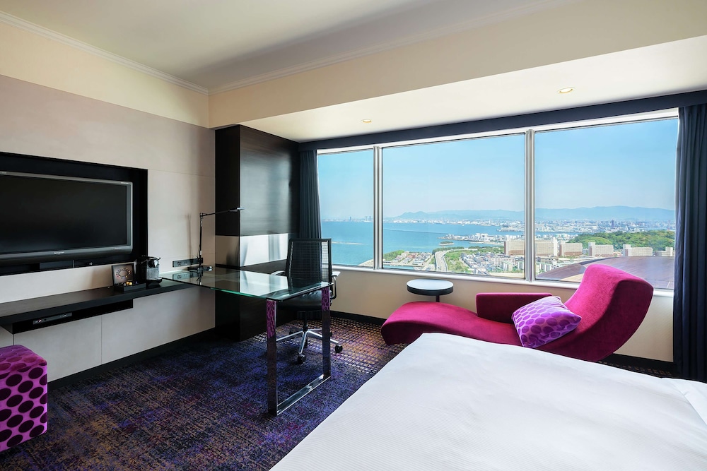 Hilton Fukuoka Sea Hawk 25/84