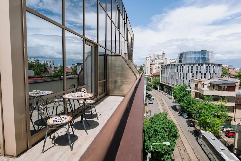 Hotel Duke Armeneasca 56/65