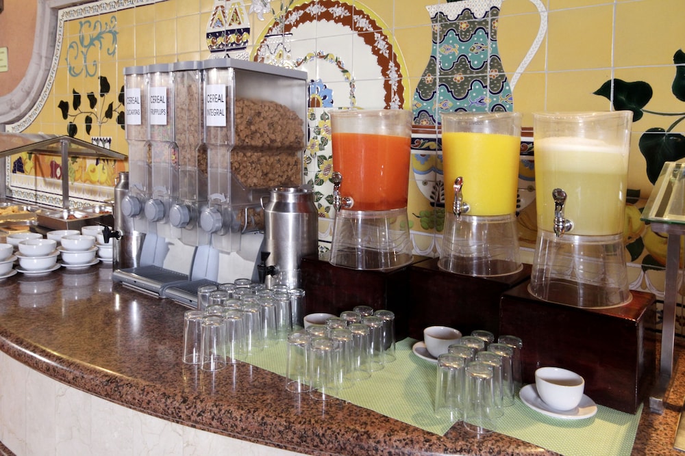 restaurant-cafeteria