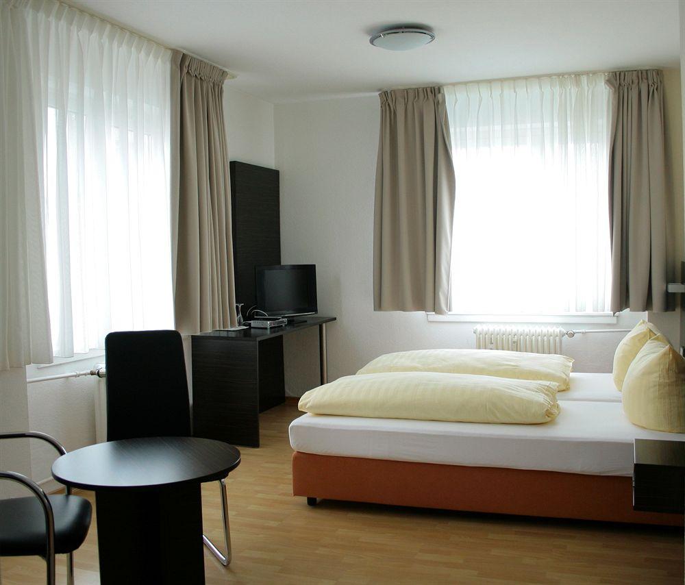 Fair Hotel Europaallee 21/51