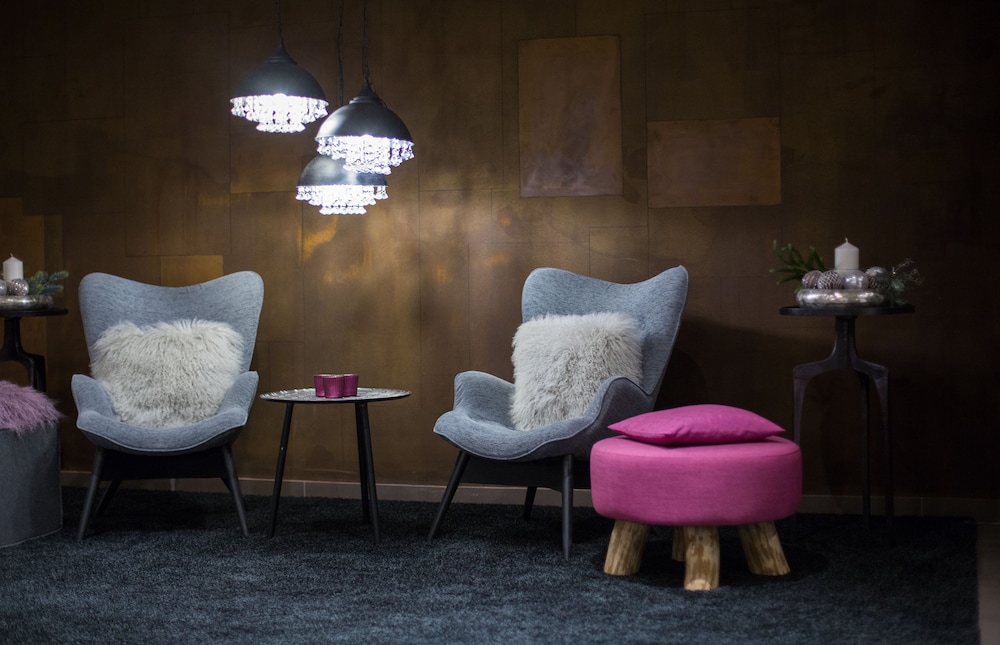 Two Timez Boutique Hotel 30/50