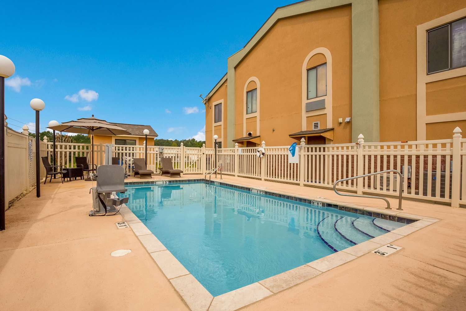 Quality Inn Thomasville-Northpark 16/16
