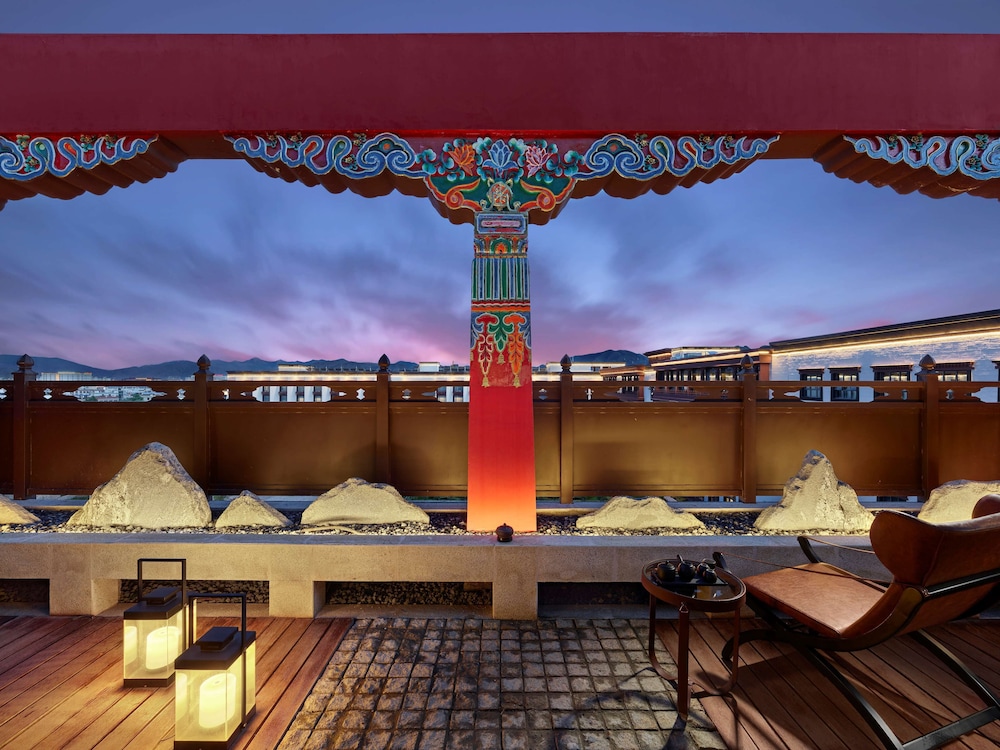 Hilton Shigatse 5/54