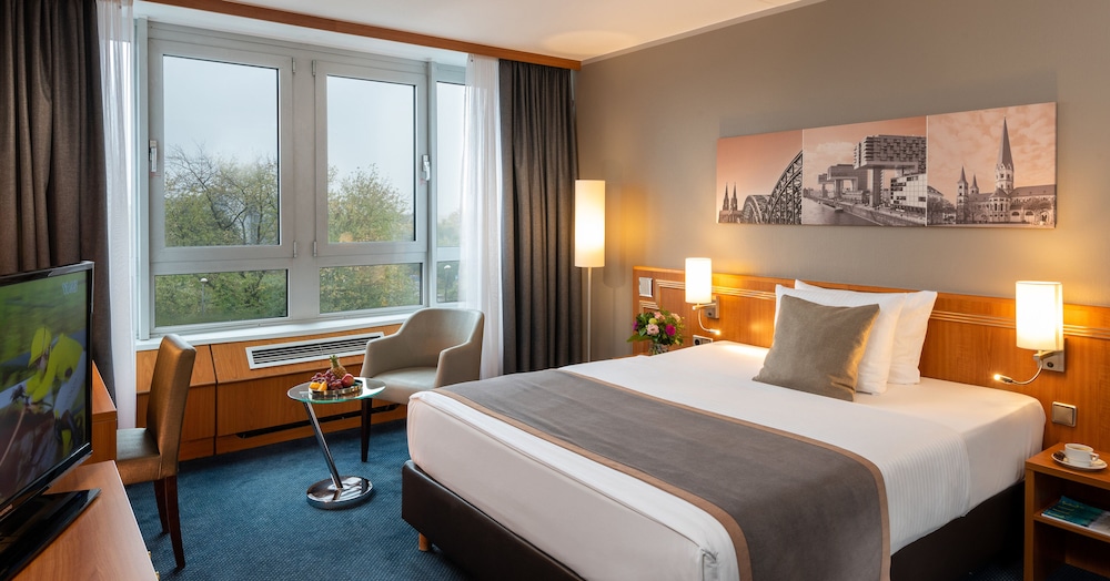 LEONARDO HOTEL KOLN BONN AIRPORT 15/57