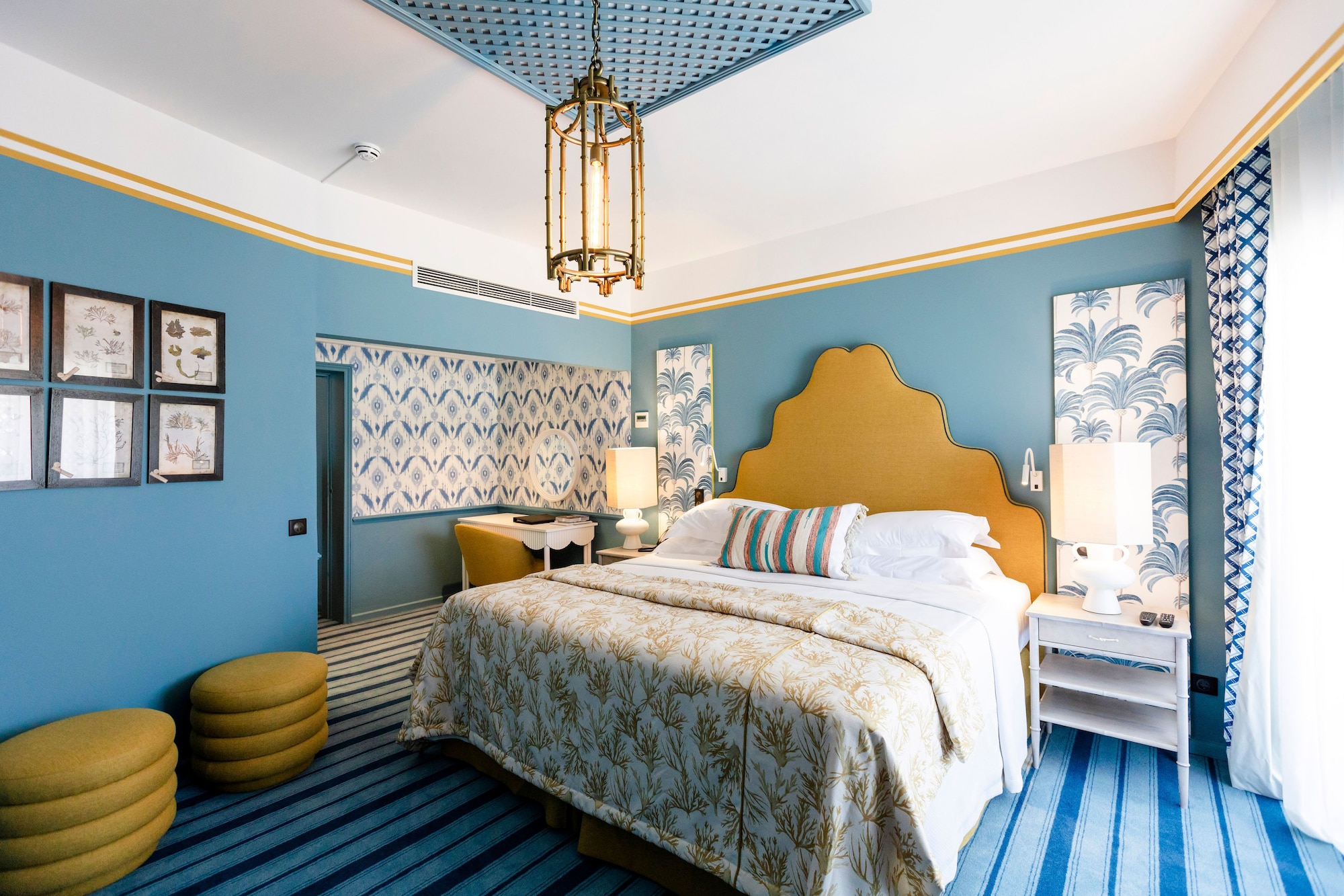 Suite, Sea View