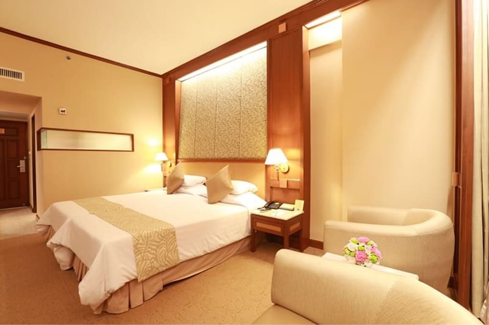 Asia Hotel Bangkok 24/60