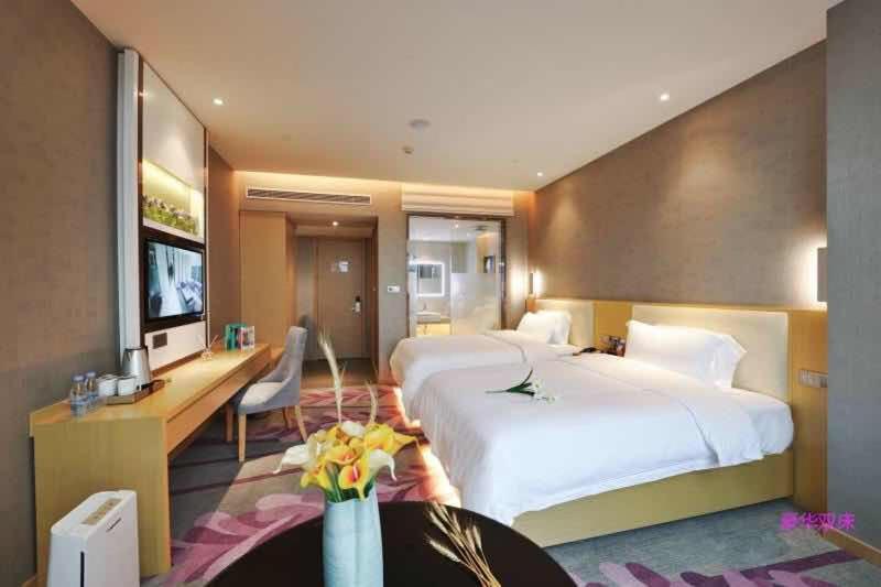 Lavande Hotels (Shanghai Jiading Xincheng Stadium) 9/93