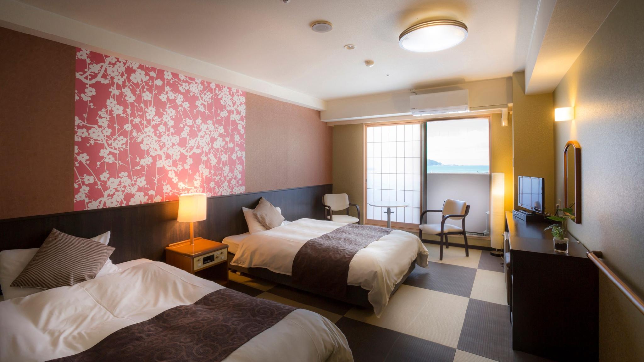 Renovated, Japanese, Modern, Twin Beds