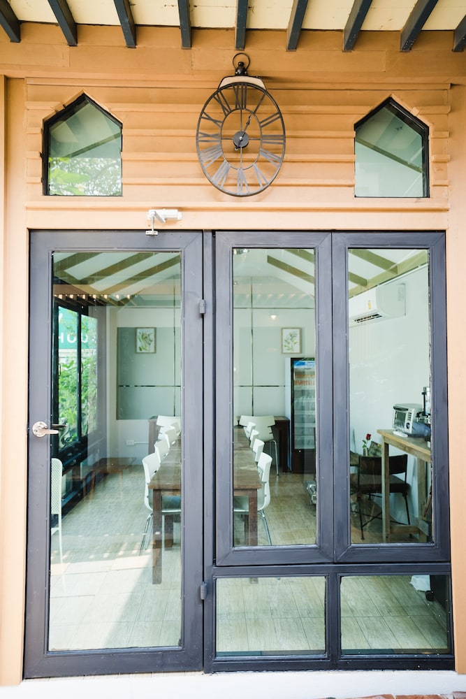 Sabuy Chiangmai Bed & Breakfast 6/73