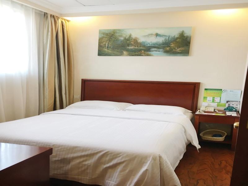 Greentree Inn Shanghai Meilan Lake Hutai Road Express Hotel 8/18