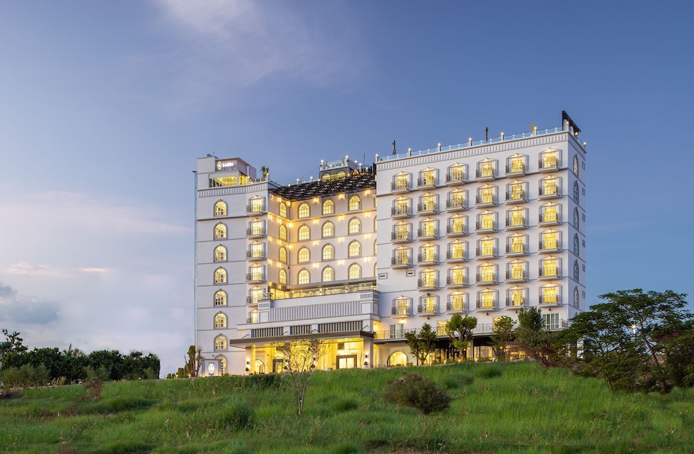 Eastin Hotel Vientiane 5/50