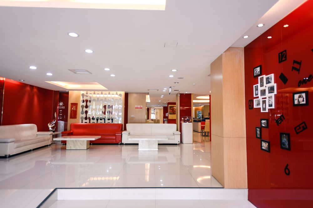 i-Deal Hotel 4/59