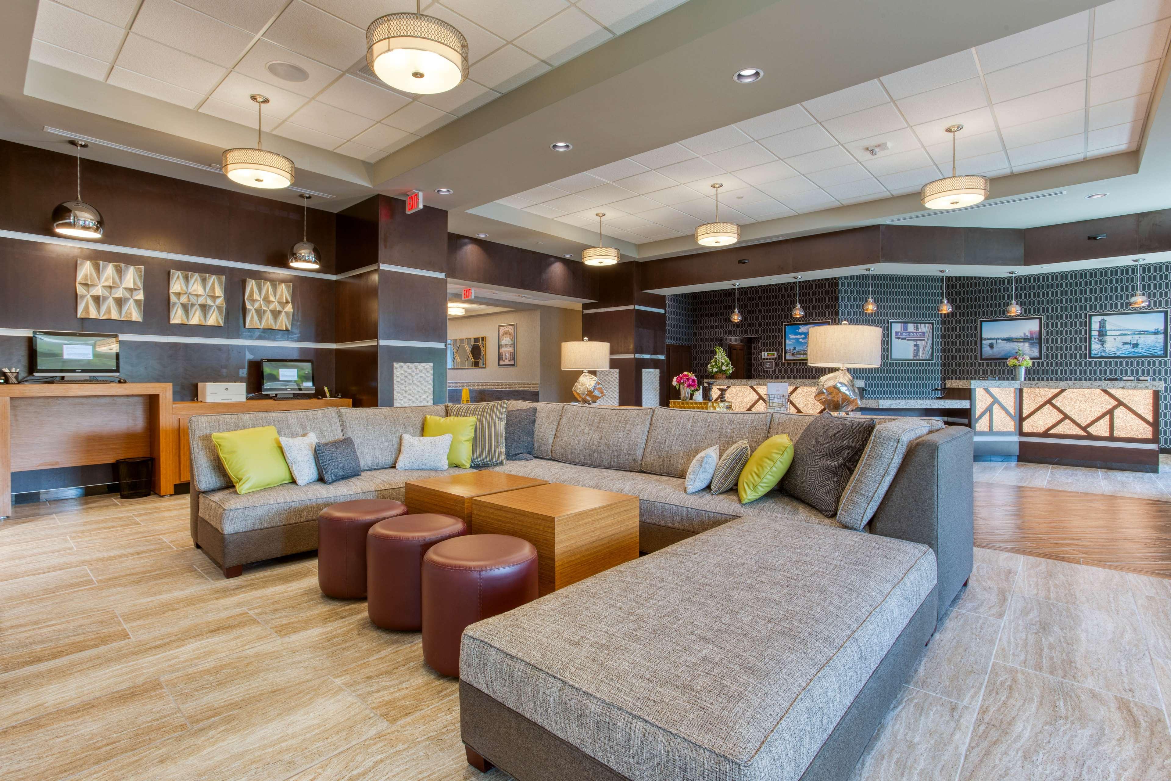 Drury Inn and Suites Cincinnati Northeast Mason 21/37