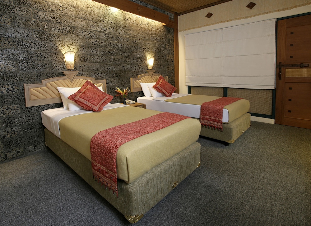 Nugraha Lovina Seaview Resort & Spa 10/69