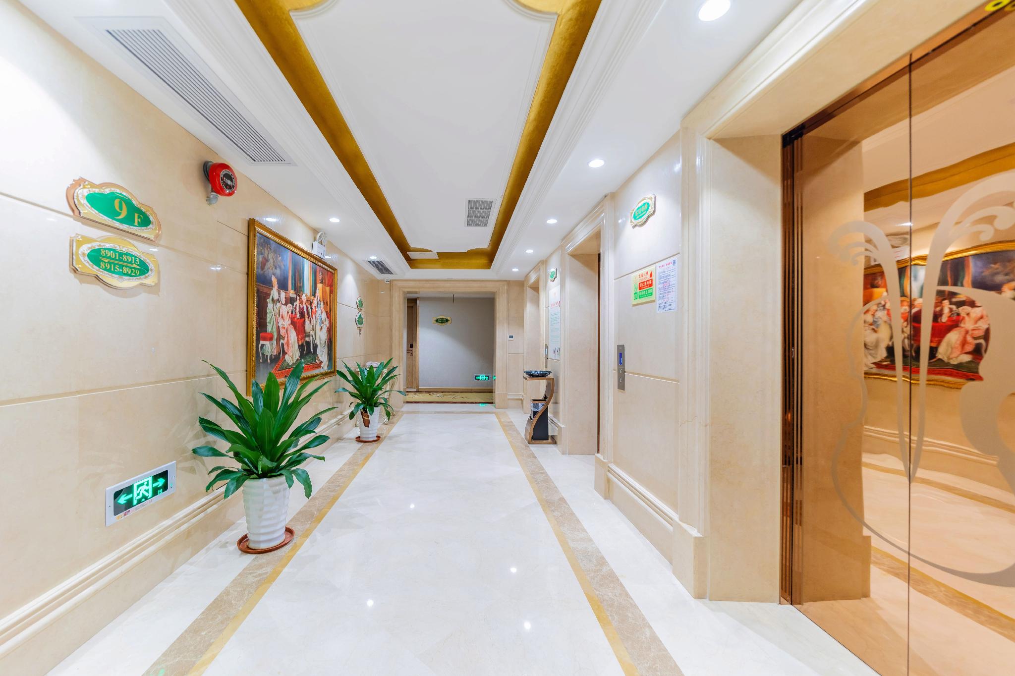 Vienna Hotel (Foshan Jiujiang Xinji Plaza Store) 10/34