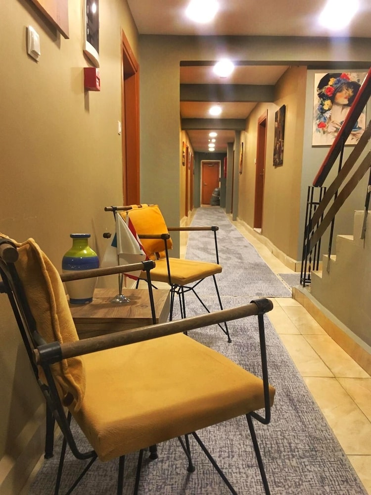 Ulubat Castle Hotel 49/61